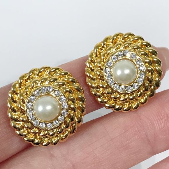 Vintage Faux Pearl Cabochon Bezel Set Raised Dome Rope Cushion Clip On Earrings - Picture 1 of 14